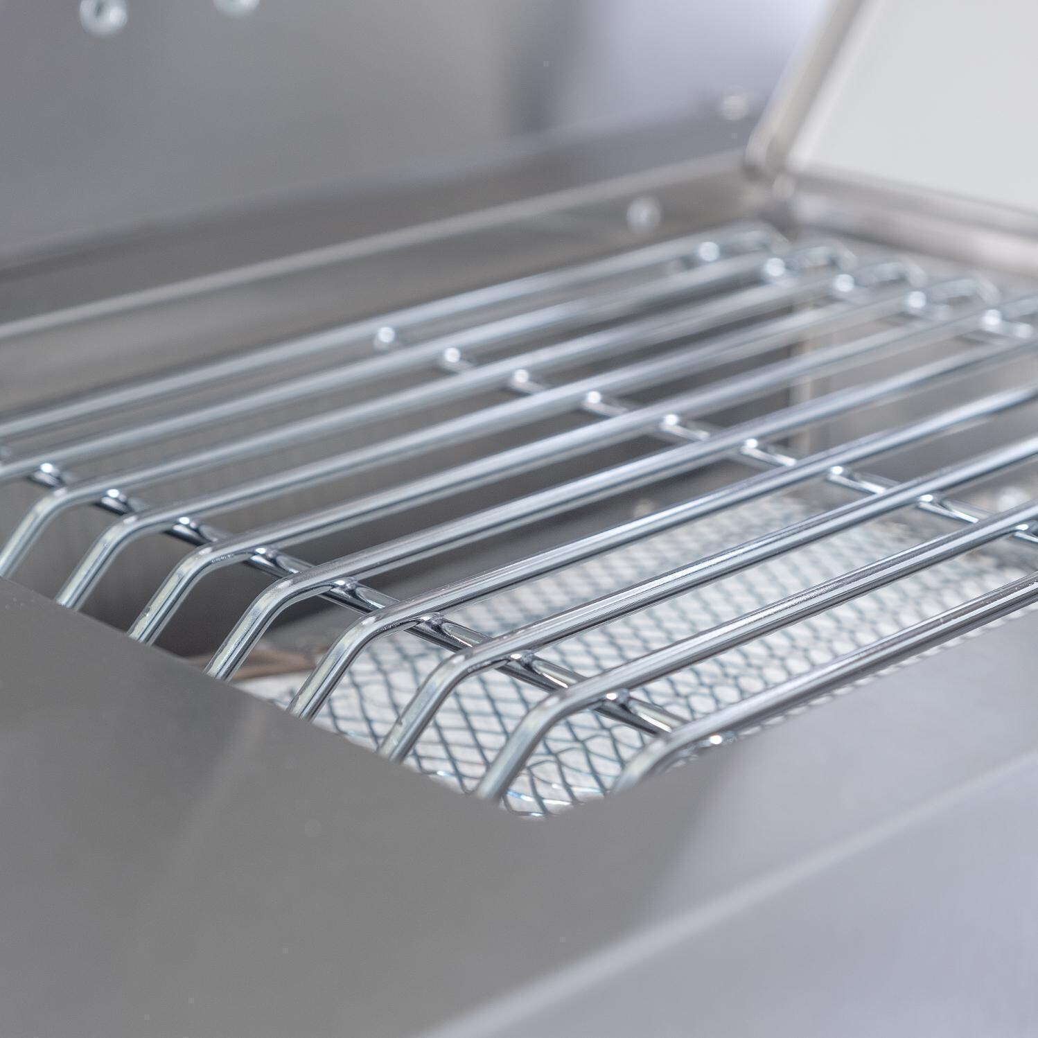 Victory - BBQ-VCT3BSB-LP - 3-Burner Propane Gas Grill With Infrared Side Burner - Side Burner Closeup