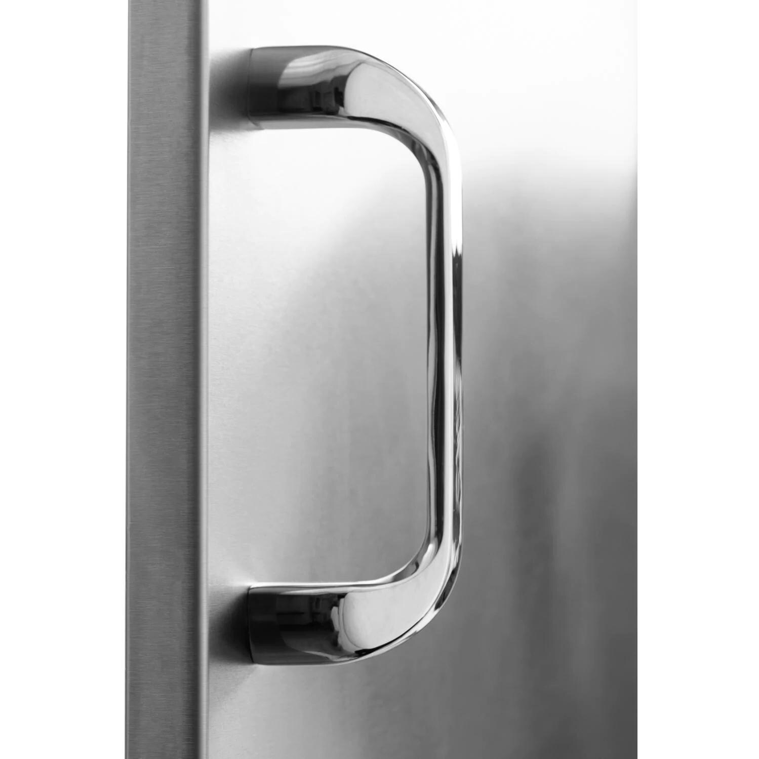 BBQGuys Signature 32-in Contempo/Traditional Stainless Steel Double Access Door - Traditional Handle - Detail thumbnail