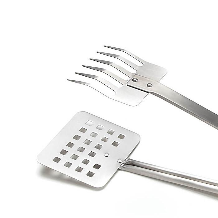 Verde 19-Inch 3-In-1 Stainless Steel Claw BBQ Tongs - Claw Close-Up thumbnail