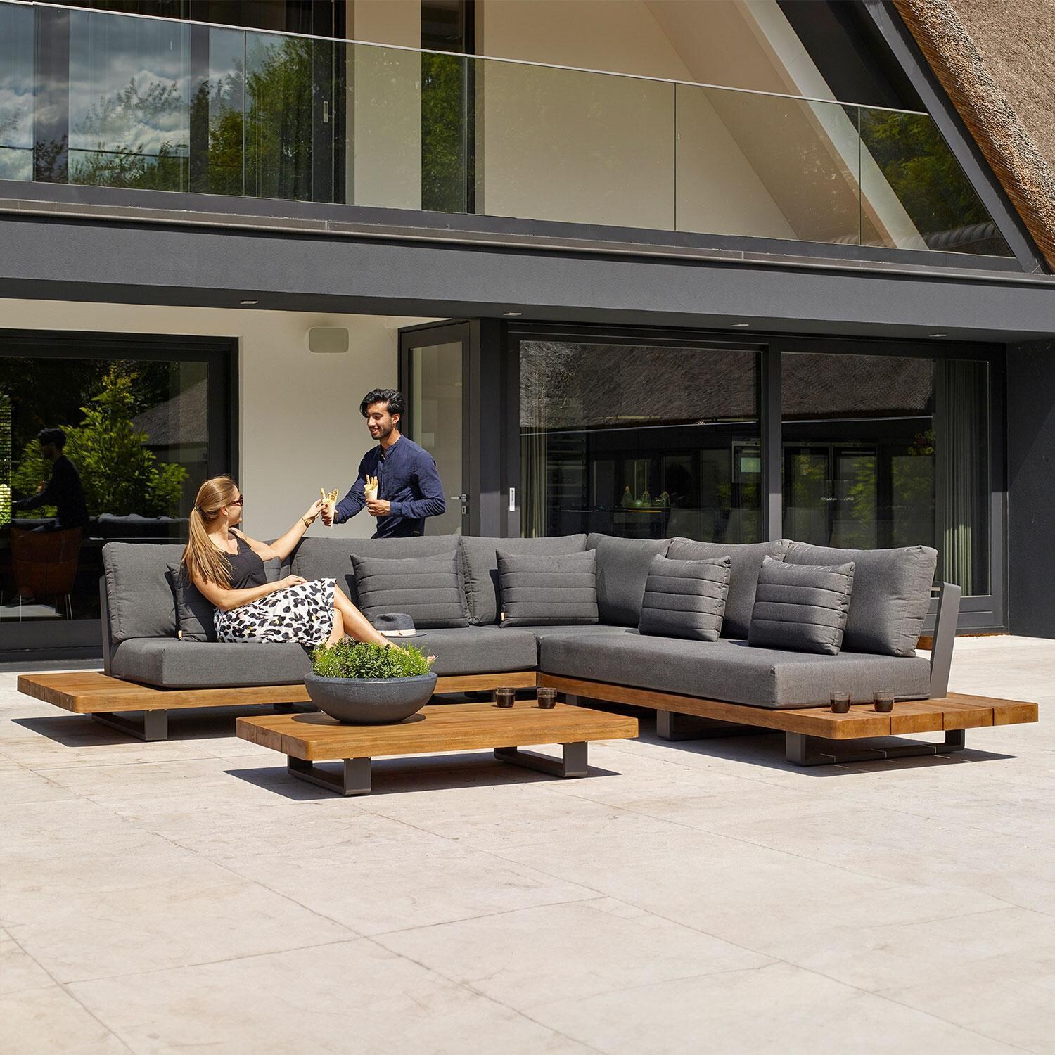 Fitz Roy 4 Pc Aluminum/Teak Sectional Seating Corner Set in Lava By KETTLER