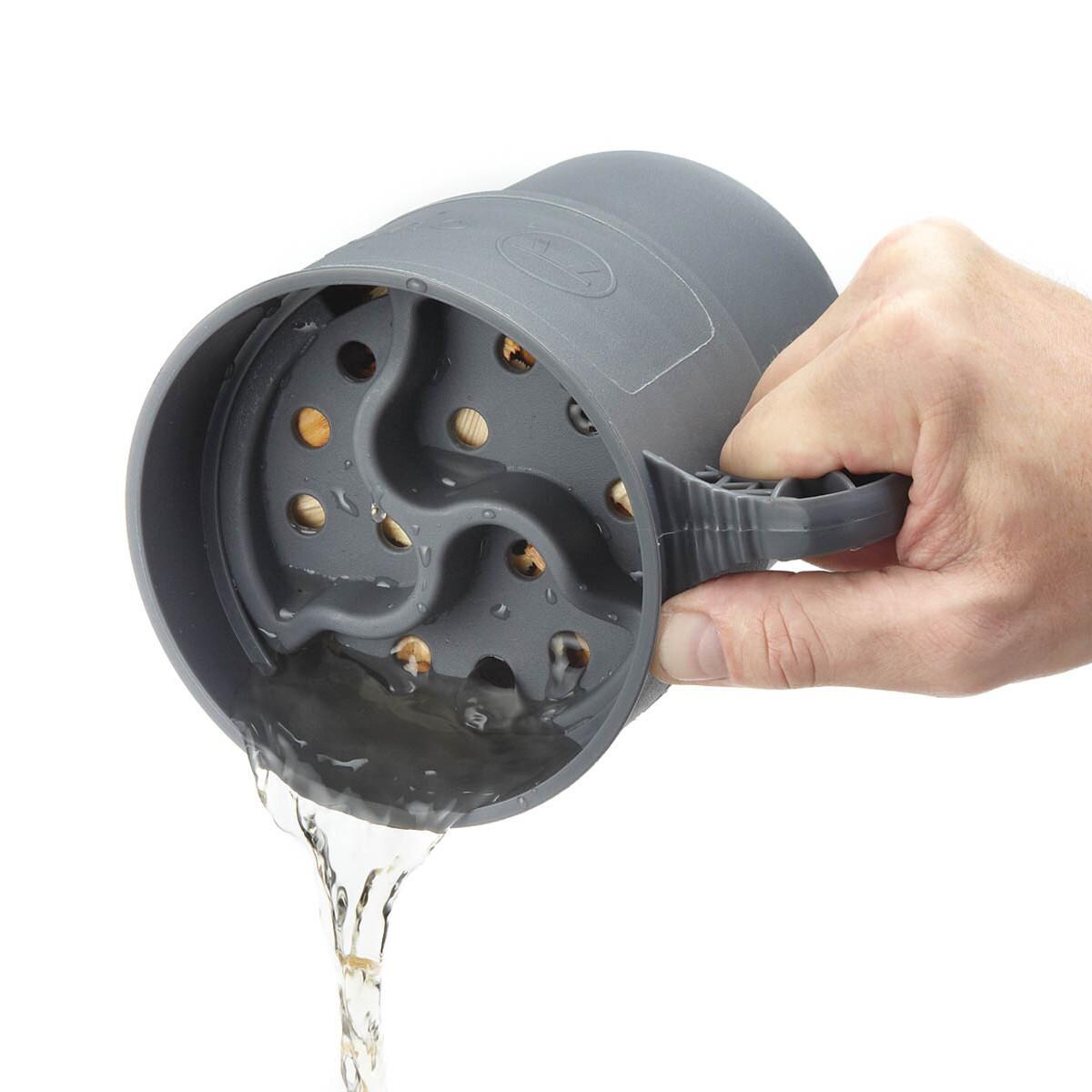 Wood Chip Soaker With Handle - Draining Liquid thumbnail