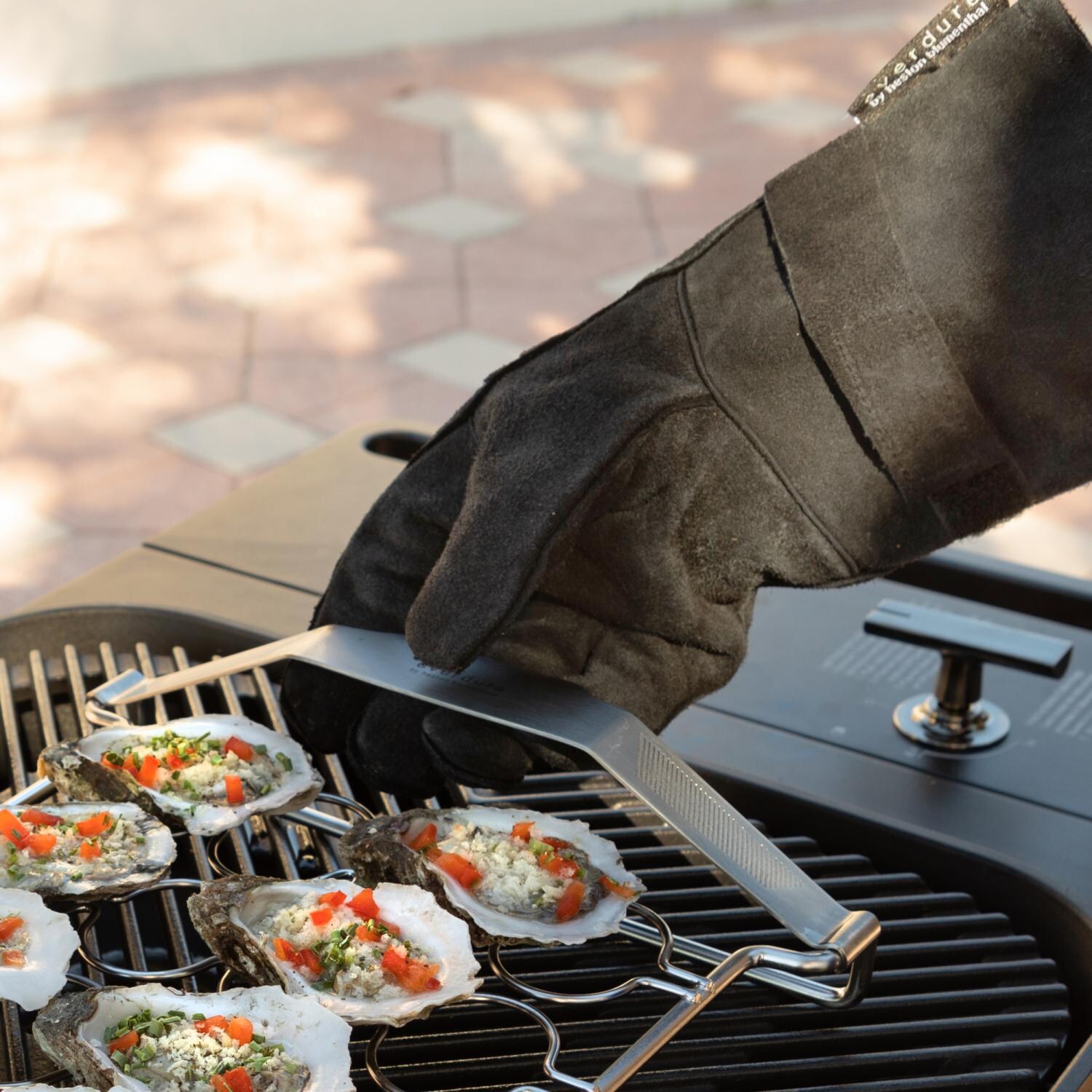 Everdure HBGLOVESM Leather Grilling Gloves - Heat Resistant thumbnail