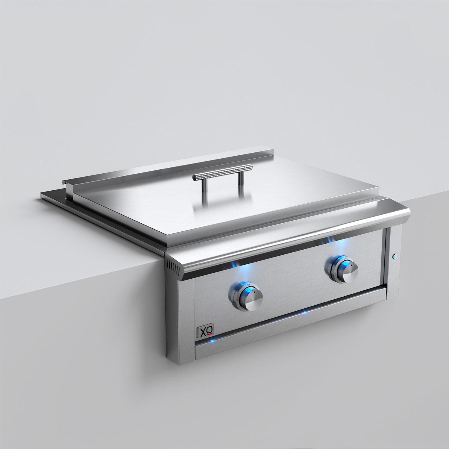 XO Appliance XOGRIDDLE30N Pro-Grade 30-in 2 Burner Built-In Natural Gas Flat Top Grill - Lid On - White Background thumbnail