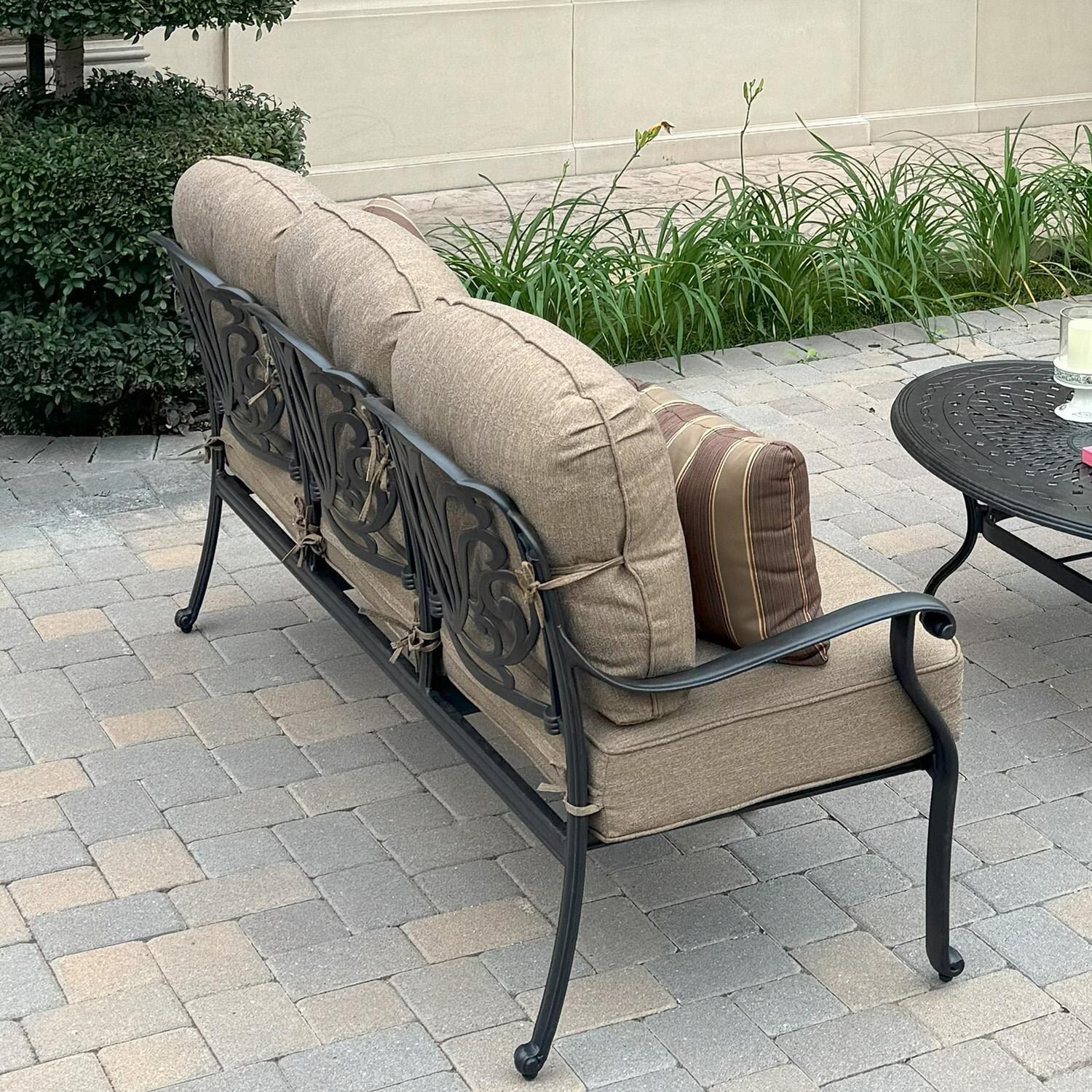 Elisabeth 5 Pc Cast Aluminum Seating Set w/ Coffee Table & End Table in Antique Bronze by Darlee - Sofa - Detail thumbnail