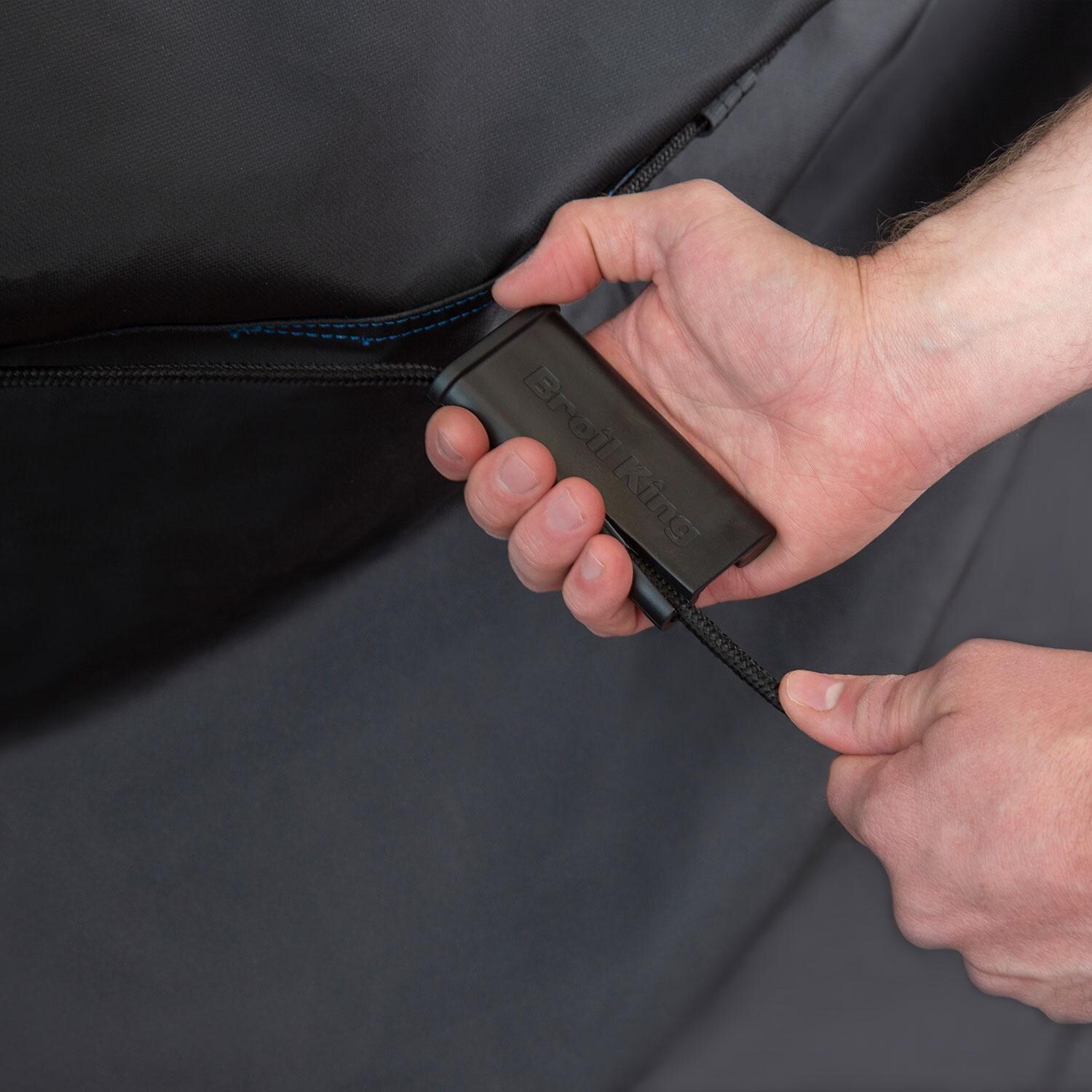 Broil King 68690 Premium Grill Cover for Imperial 600 Series Built-In Island - Tightening Tie Cord - Detail thumbnail