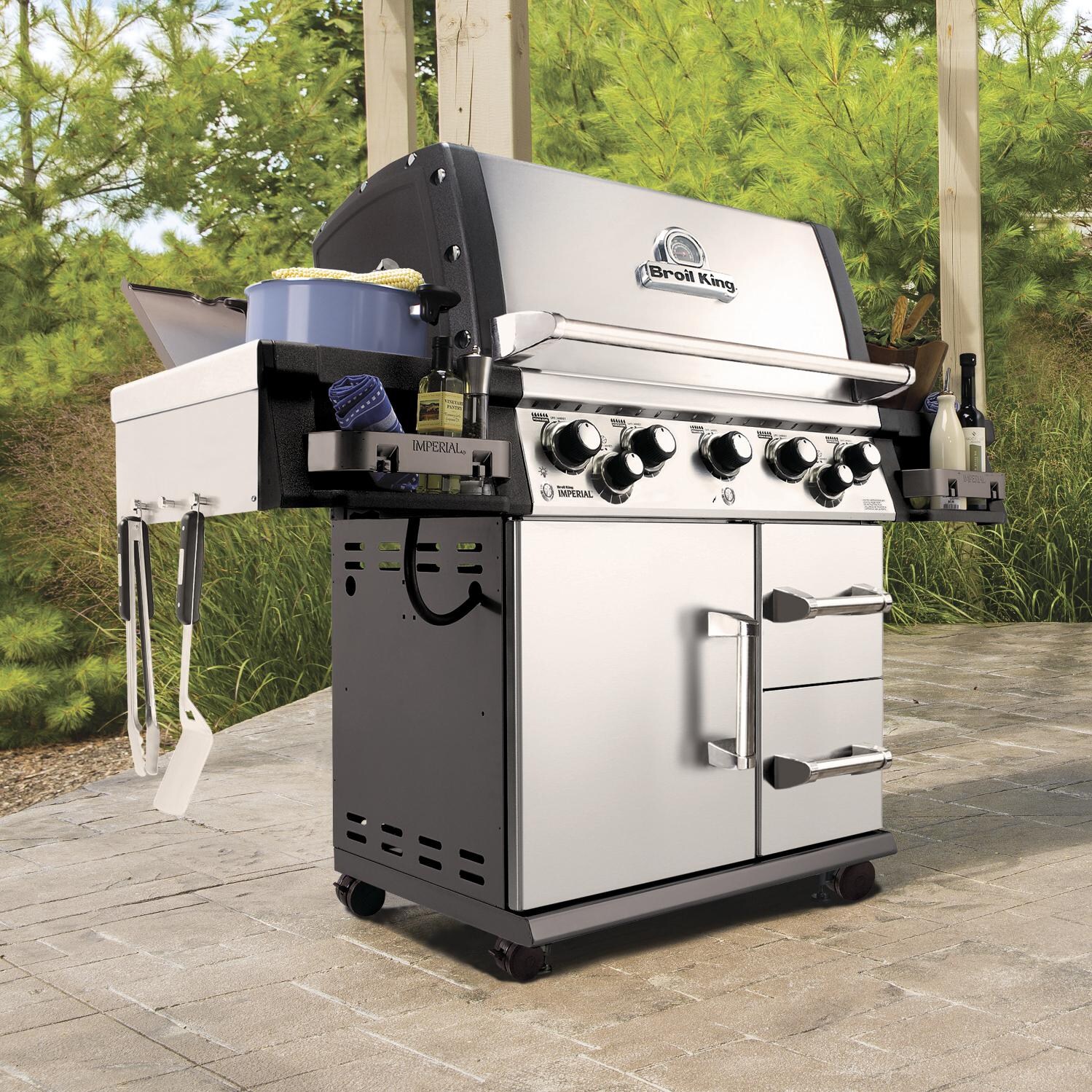 Broil King Imperial 590 5-Burner Freestanding Gas Grill - On the Patio thumbnail