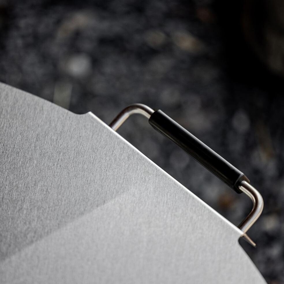 Breeo BR-XL42PP-LD X Series 42 Inch Round Corten Steel Fire Pit Lid - Handle - Detail thumbnail