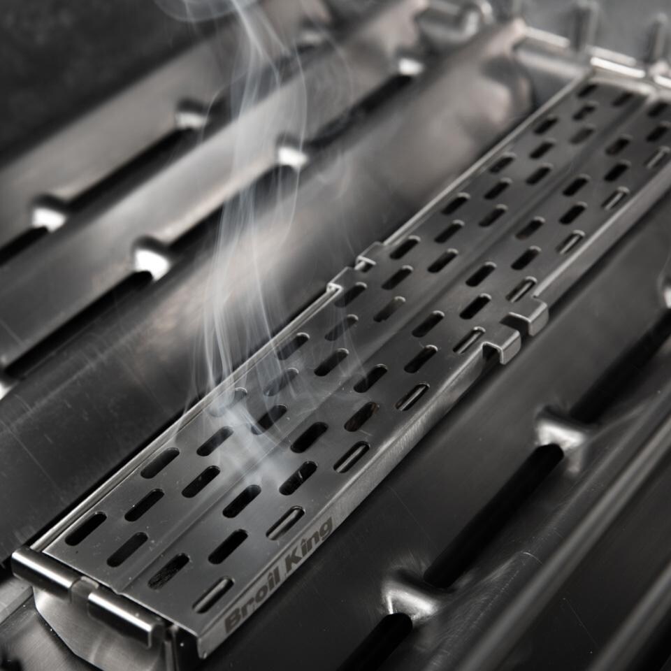 Broil King Stainless Steel Pellet Smoker Box - 60181 - In Use - Lifestyle thumbnail