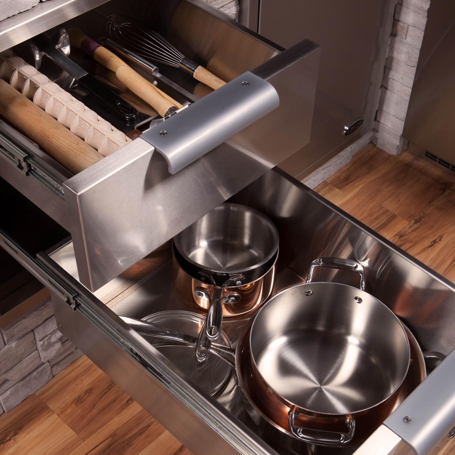DCS 20-Inch Double Tower Drawer With Soft Close - Side View thumbnail