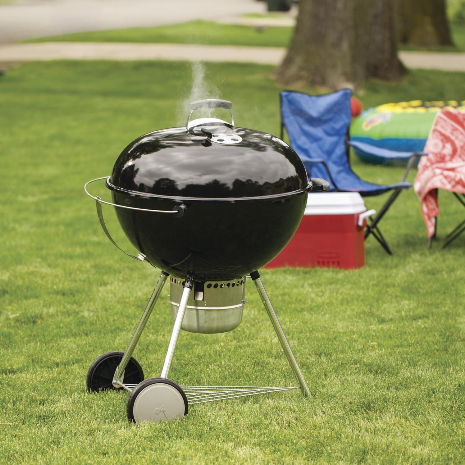 Weber 26-in Original Kettle Premium Grill 16401001 BBQGuys
