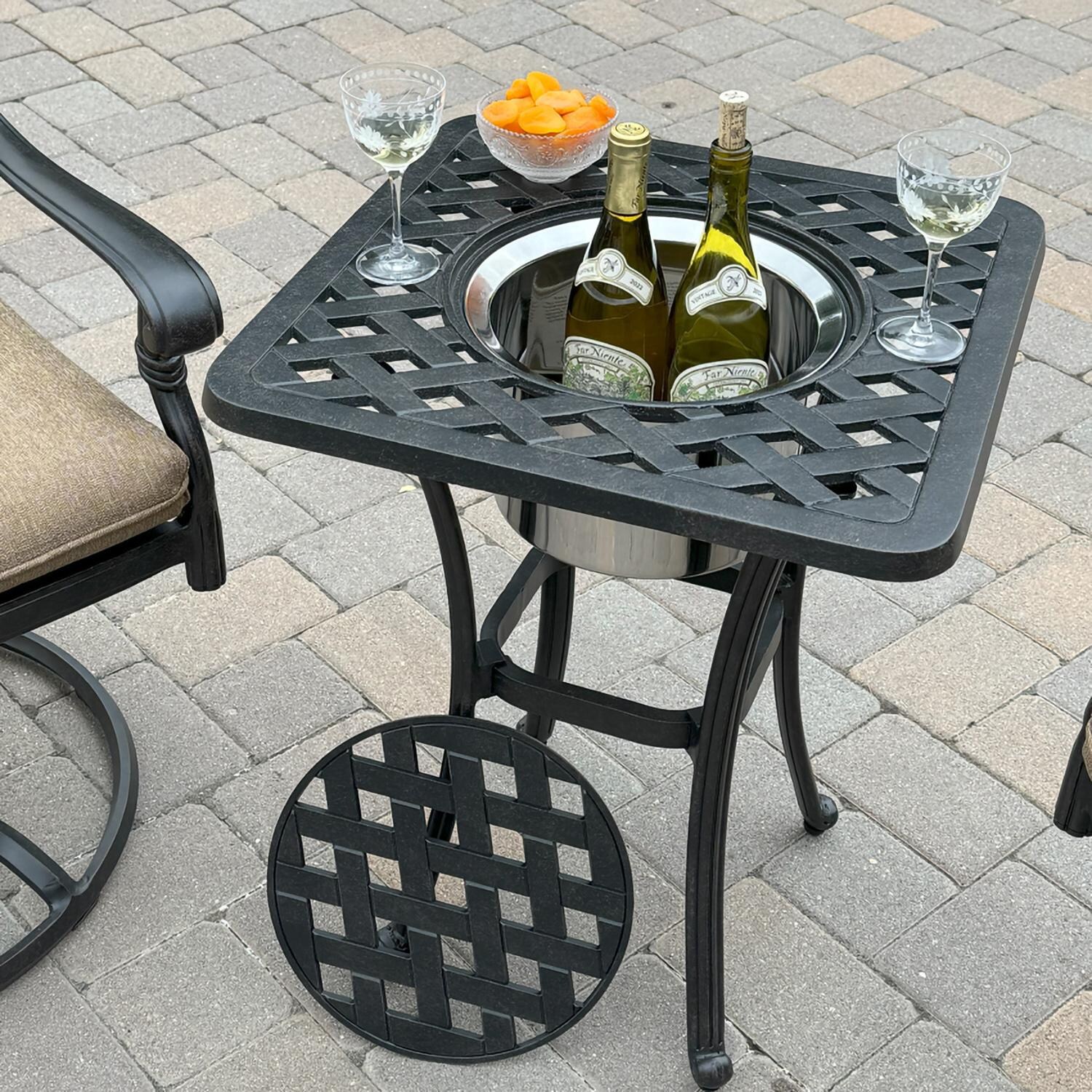 Darlee B/DL2052-3PCR-30SQ Santa Monica 3 Pc Cast Aluminum Dining Set w/ Ice Bucket Table in Antique Bronze - Ice Bucket - Lifestyle thumbnail