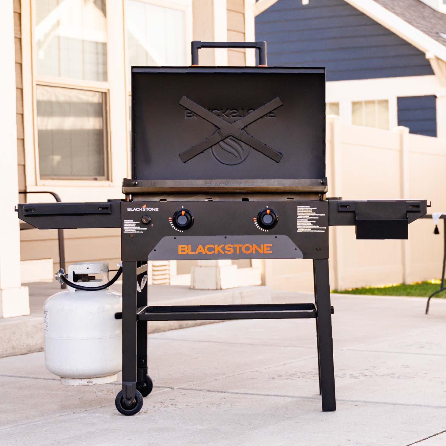 Blackstone 2367 Original 28-in Omnivore Griddle w/ Hood - Front View - Lifestyle thumbnail