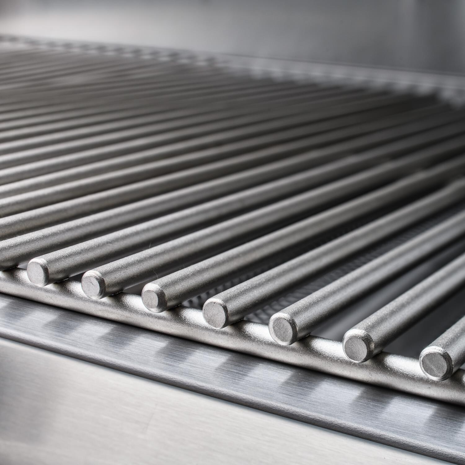 Blaze BLZ-3LBM-LP Prelude LBM 25-Inch 3-Burner Built-In Propane Gas Grill - 8mm Stainless Steel Rod Cooking Grates - Detail thumbnail