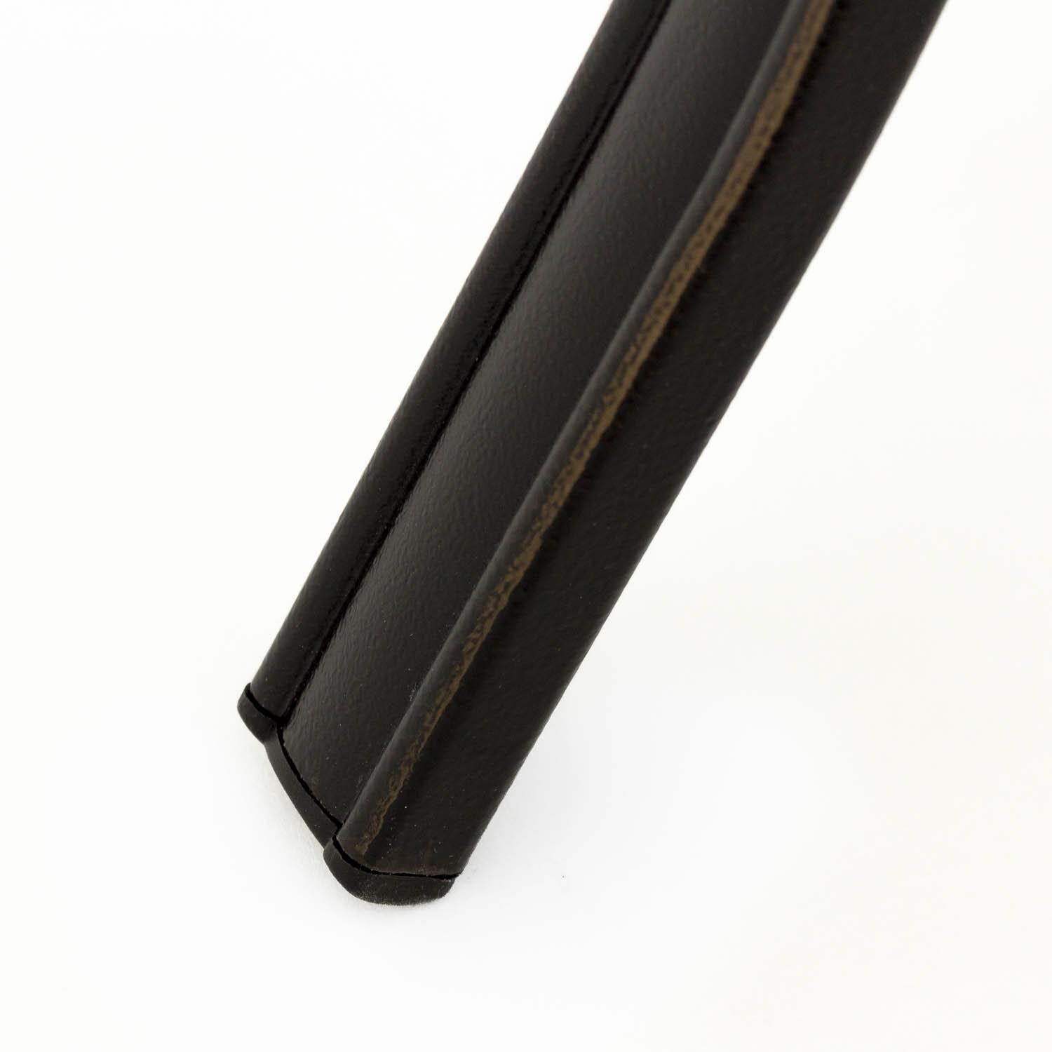 Du Monde Banana Leaf Wicker Patio Dining Chair - Foot Detail thumbnail