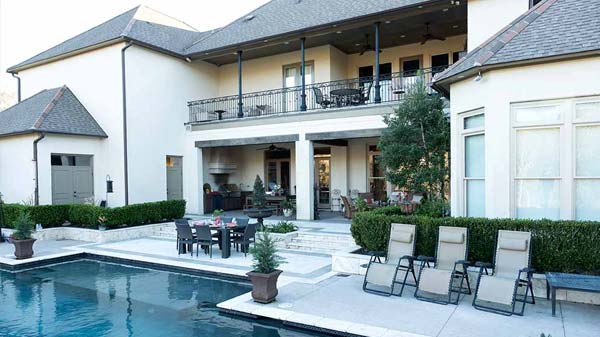 At-Home Resort | Outdoor Kitchen Photo Gallery : BBQGuys