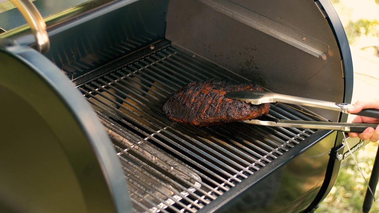 How to Masterfully Arrange Coals on a Gas Fire: Expert Tips