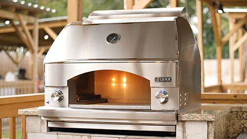 Lynx pizza oven