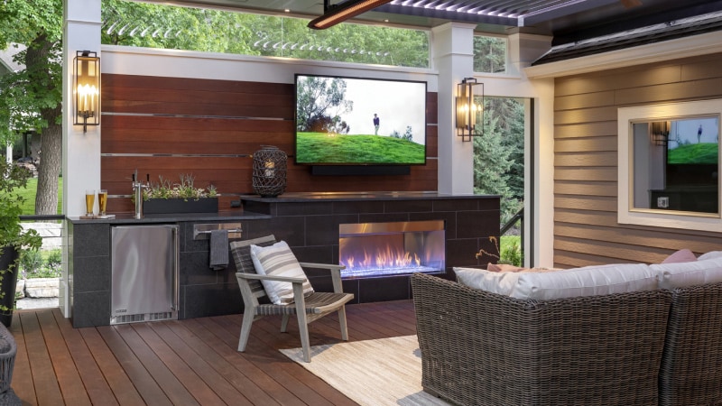 Chris Hurt's outdoor living space