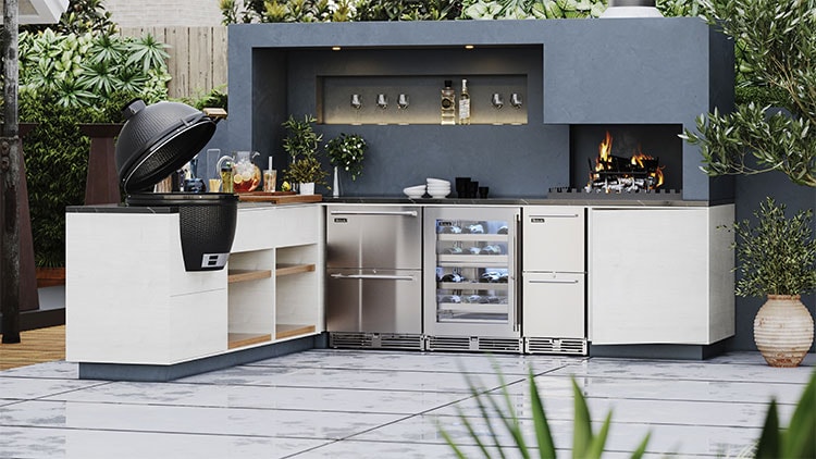 L-Shaped Outdoor Kitchen Island