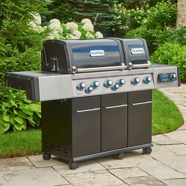 large Broil King gas grill