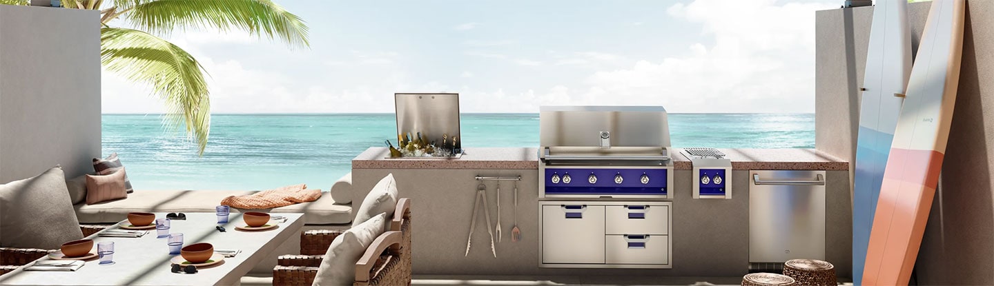 Hestan Signature Colors (Lush) Outdoor Kitchen