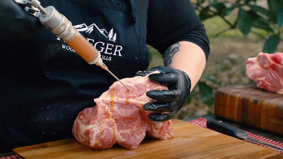 Diva Q Competition Pork Butt Injecting