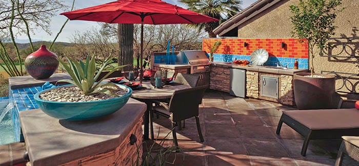 Entertaining in an Outdoor Kitchen
