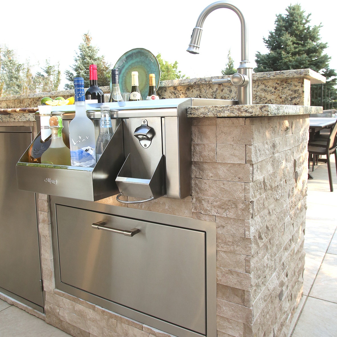 Alfresco Outdoor Sinks & Faucets : BBQGuys